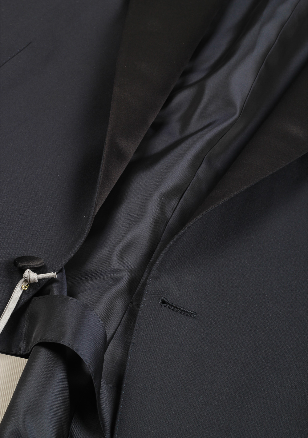 TOM FORD O’Connor Black Tuxedo Suit Size 54C / 44S U.S. | Costume Limité