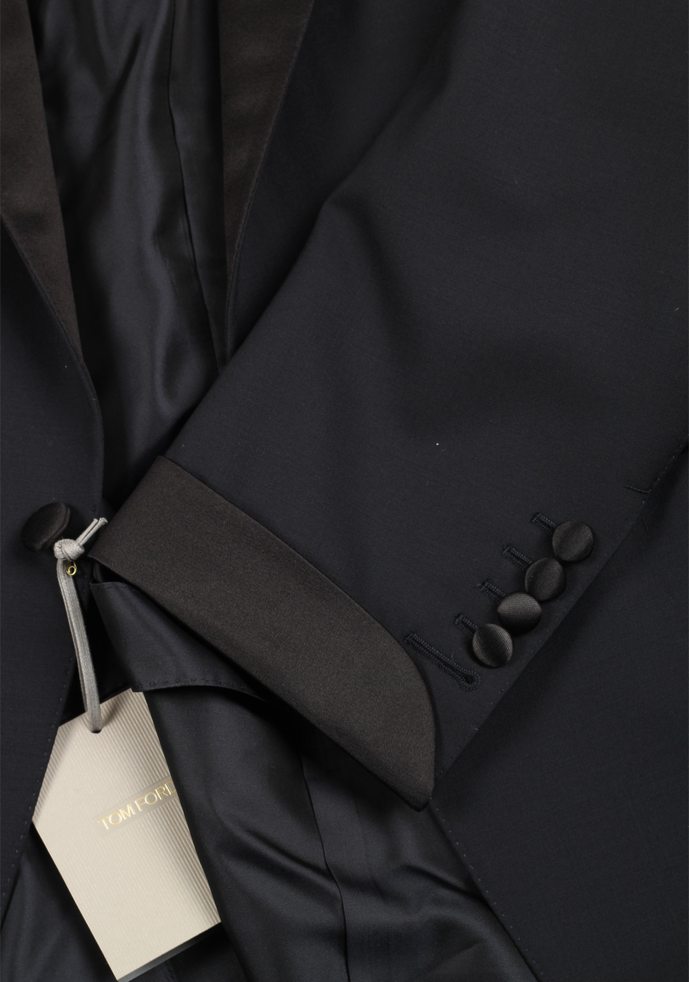TOM FORD O’Connor Black Tuxedo Suit Size 54C / 44S U.S. | Costume Limité