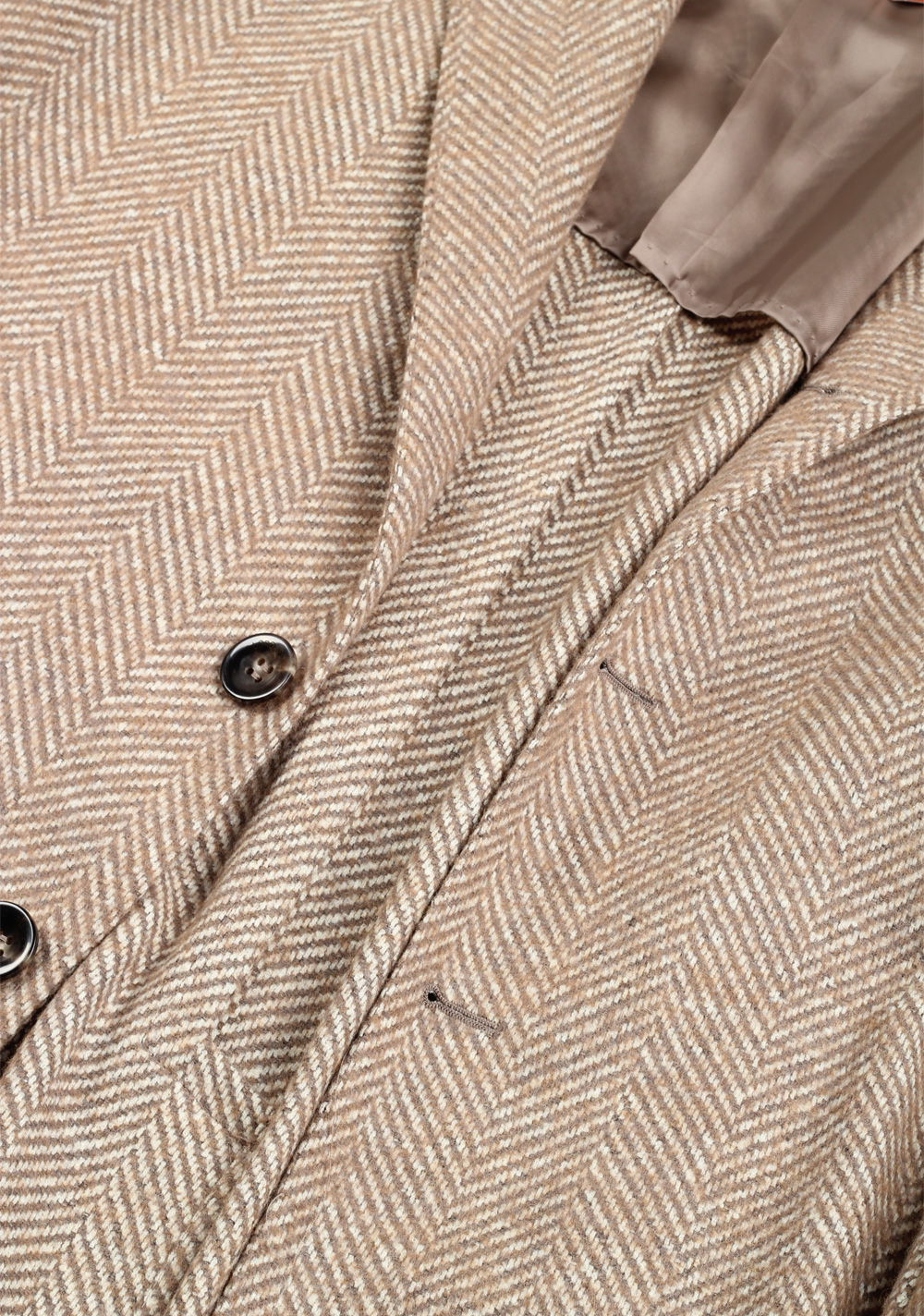 Loro Piana Beige Herringbone Alpaca Coat Size 54 / 44R U.S. Outerwear | Costume Limité