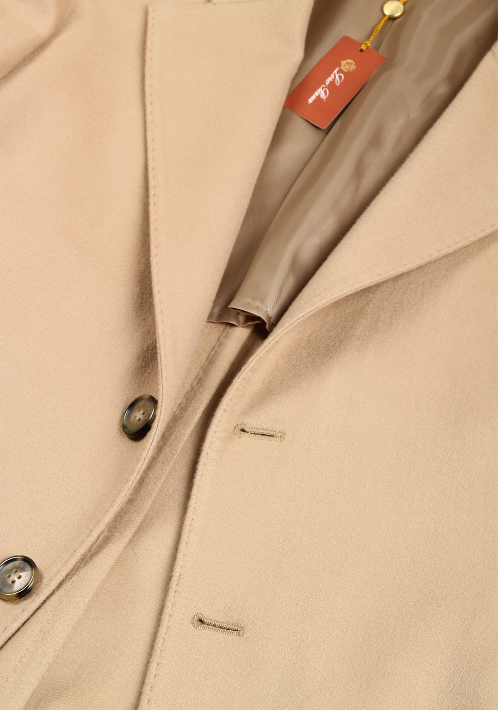 Loro Piana Camel Cashmere Rain System Coat Size 48 / 38R U.S. Outerwear | Costume Limité