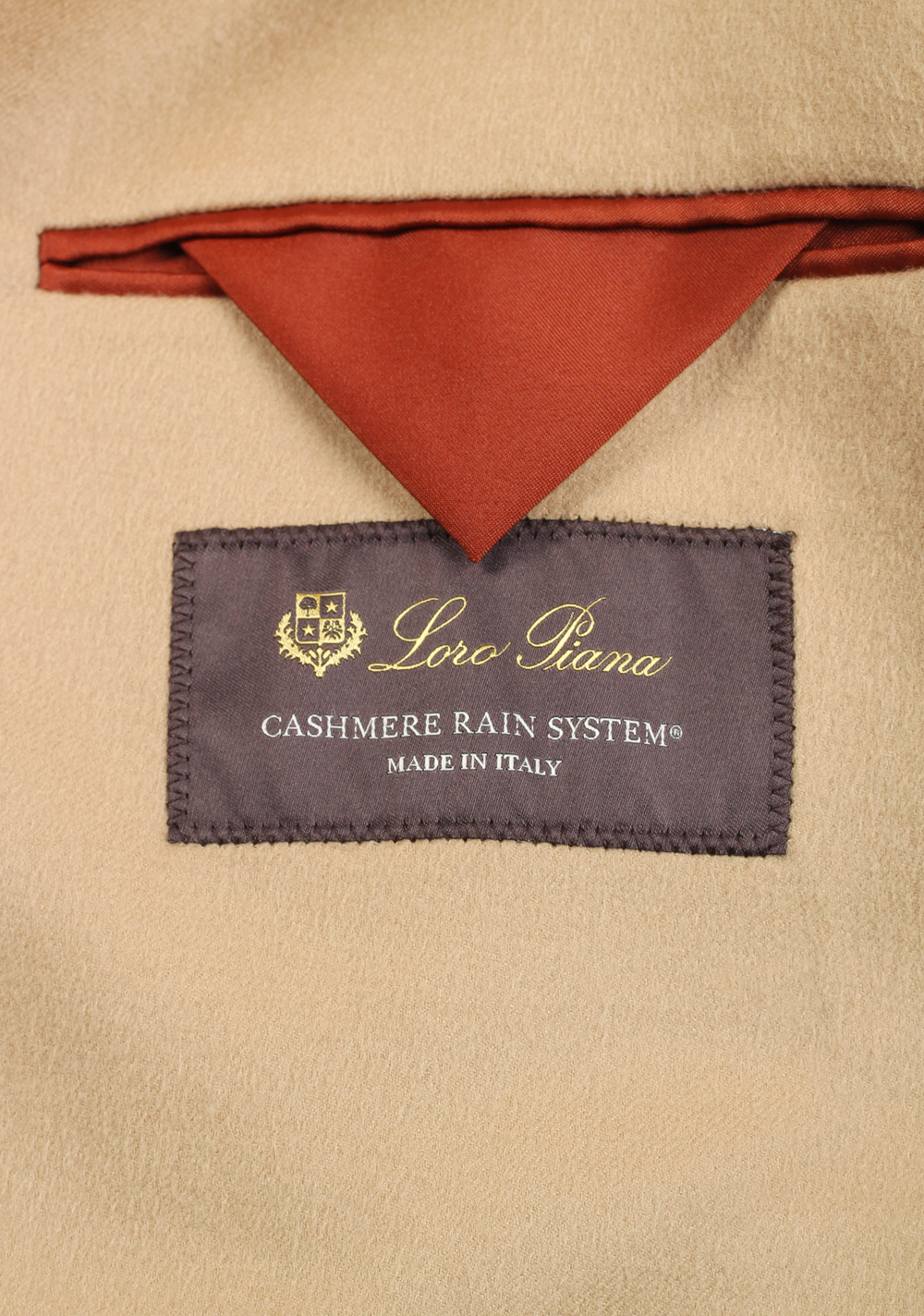 Loro Piana Camel Cashmere Rain System Coat Size 48 / 38R U.S. Outerwear | Costume Limité