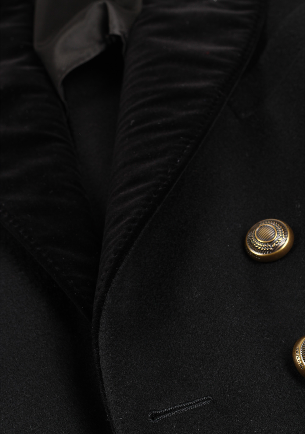 TOM FORD Black Cashmere Double Breasted Coat Size 52 / 42R U.S. | Costume Limité