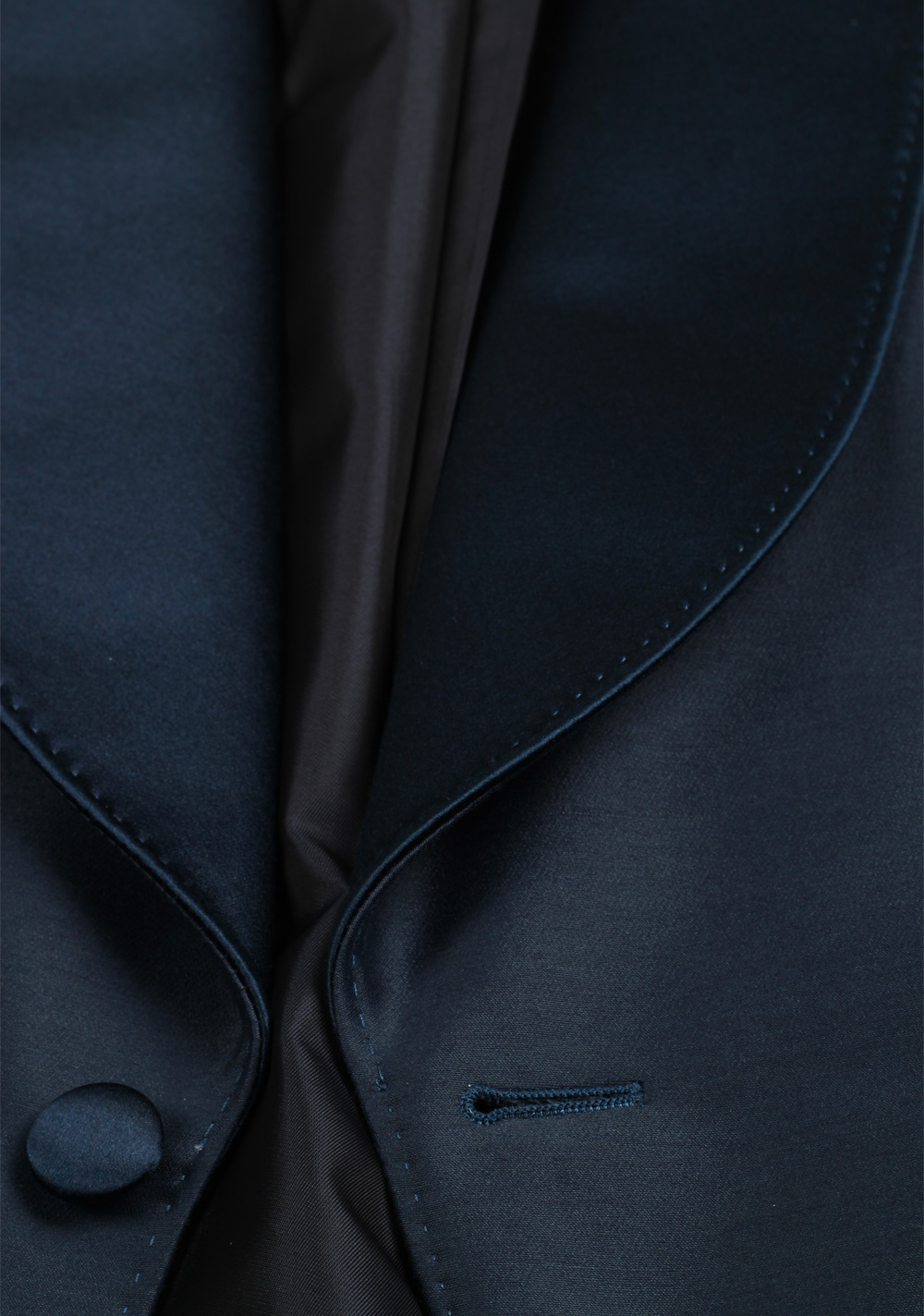 TOM FORD Atticus Blue Shawl Tuxedo Suit Size 46 / 36R U.S. | Costume Limité