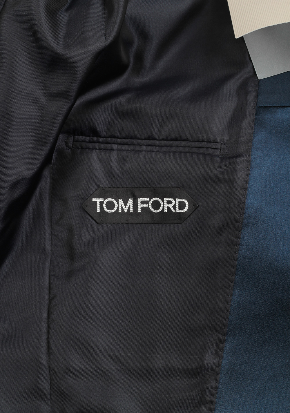 TOM FORD Atticus Blue Shawl Tuxedo Suit Size 46 / 36R U.S. | Costume Limité