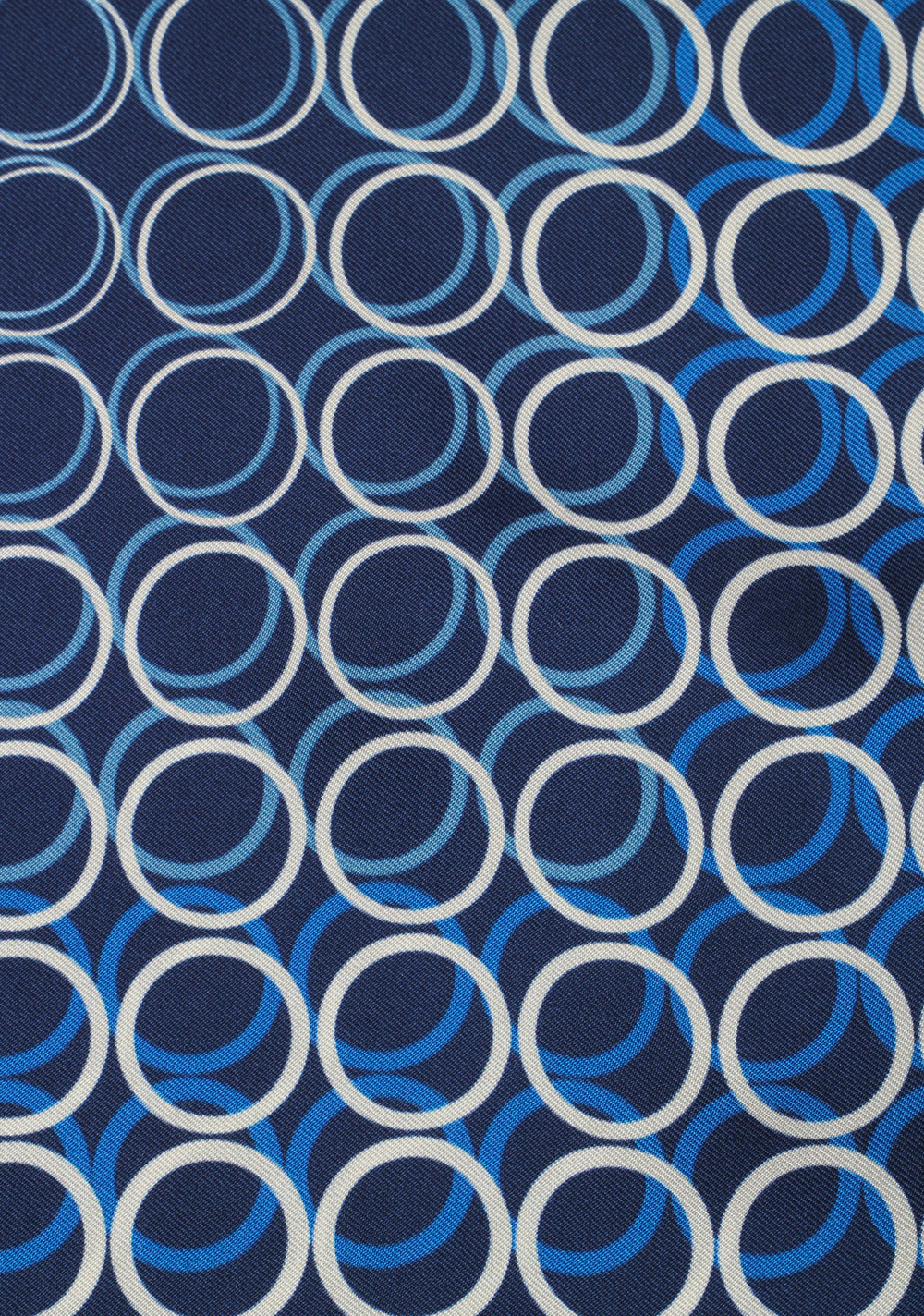 Tom Ford Blue Silk Pocket Square Circle Pattern 16″ x 16″ | Costume Limité