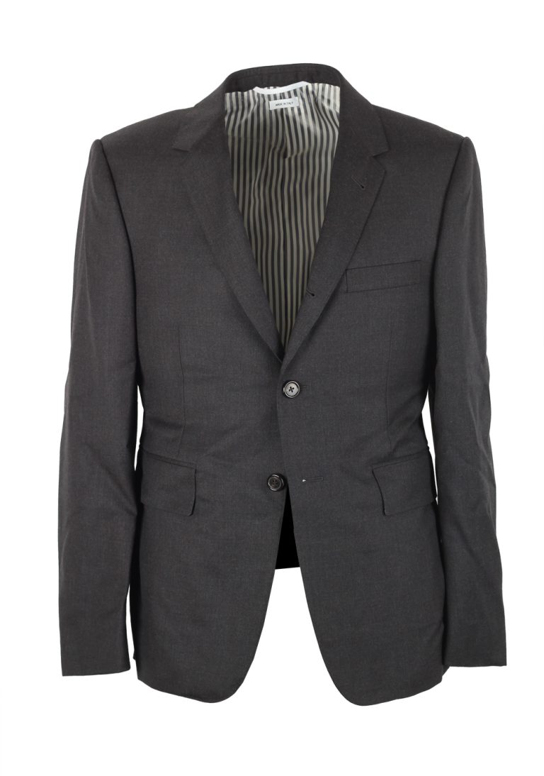 Thom Browne NEW YORK Classic Gray Suit Size 48 / 38R U.S. - thumbnail | Costume Limité