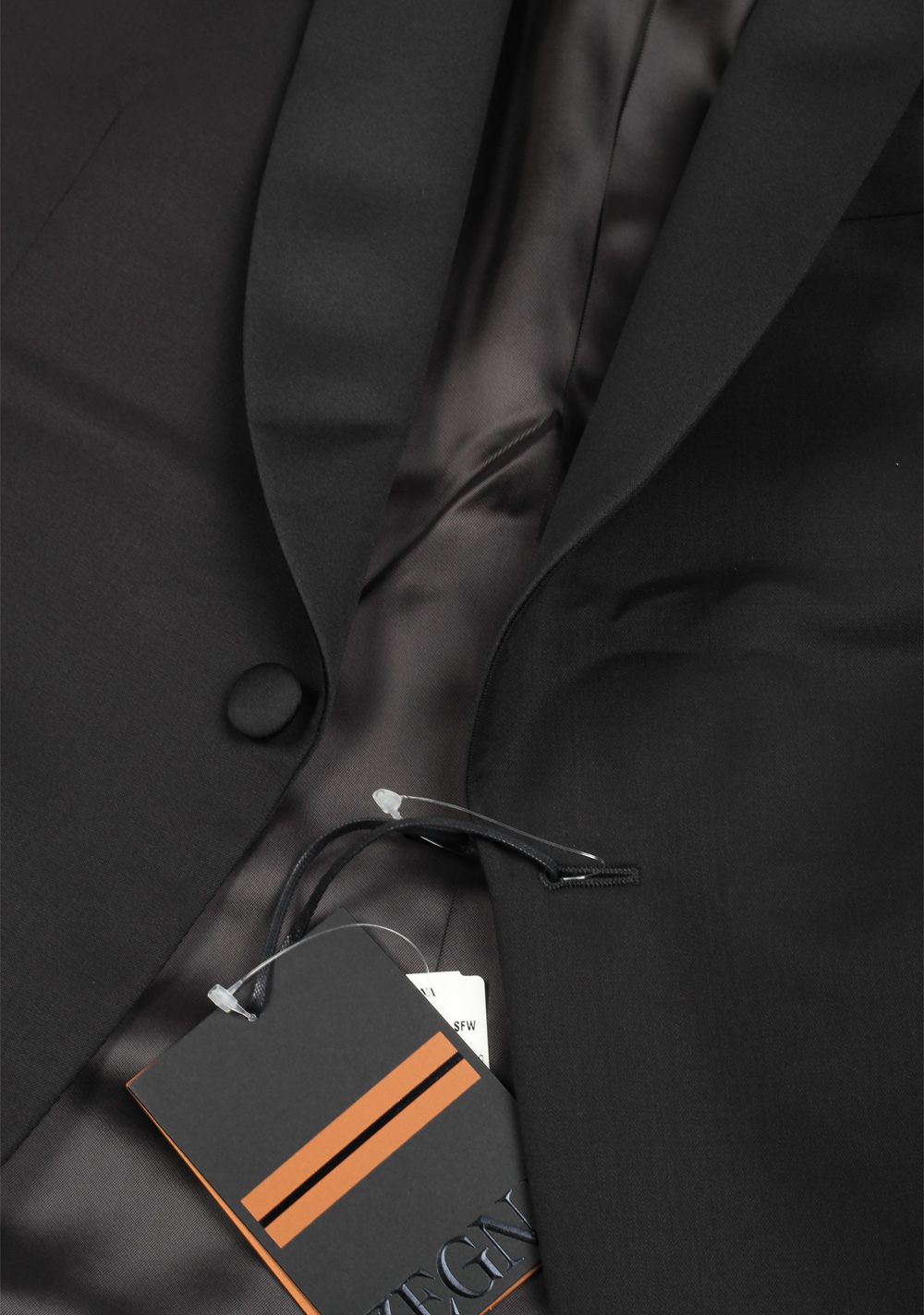 ZEGNA Tailored Black Tuxedo Dinner Jacket Size 48 / 38R U.S. | Costume Limité