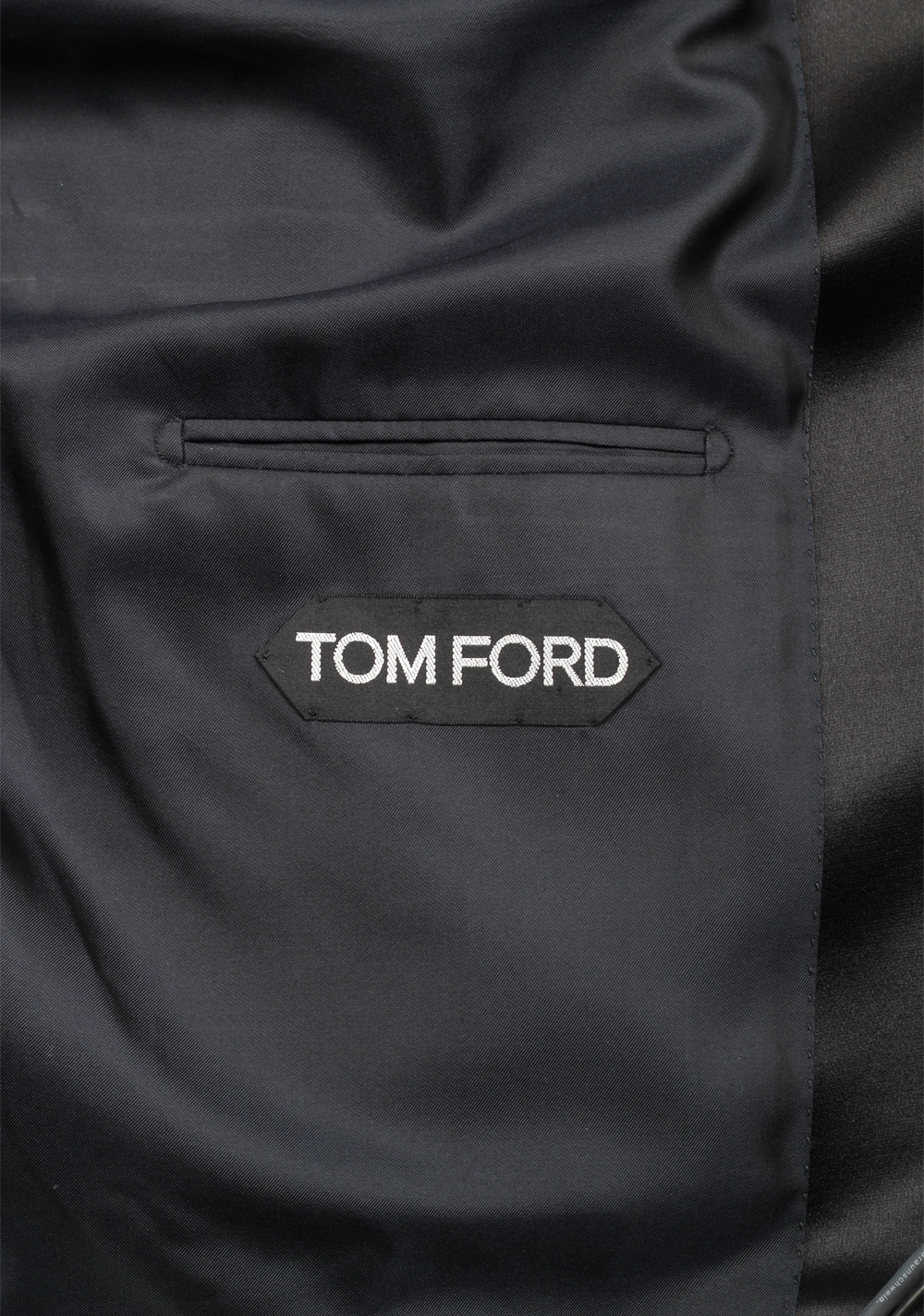 TOM FORD Shelton Midnight Blue Tuxedo Suit Size 58 / 48R U.S. | Costume Limité
