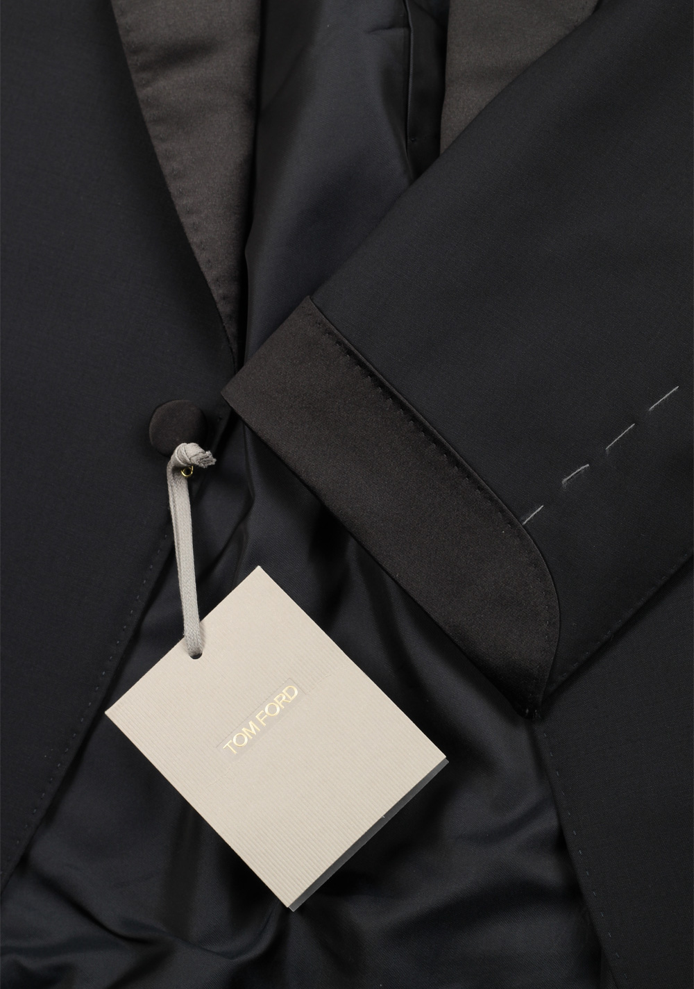 TOM FORD Shelton Black Tuxedo Dinner Jacket Size 56 / 46R U.S. | Costume Limité