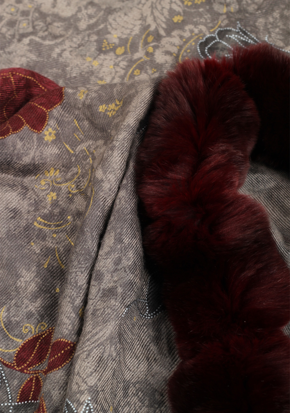 Loro Piana Gray Burgundy Chinchilla Cashmere Fur Trimmed Scarf Stole – image 2
