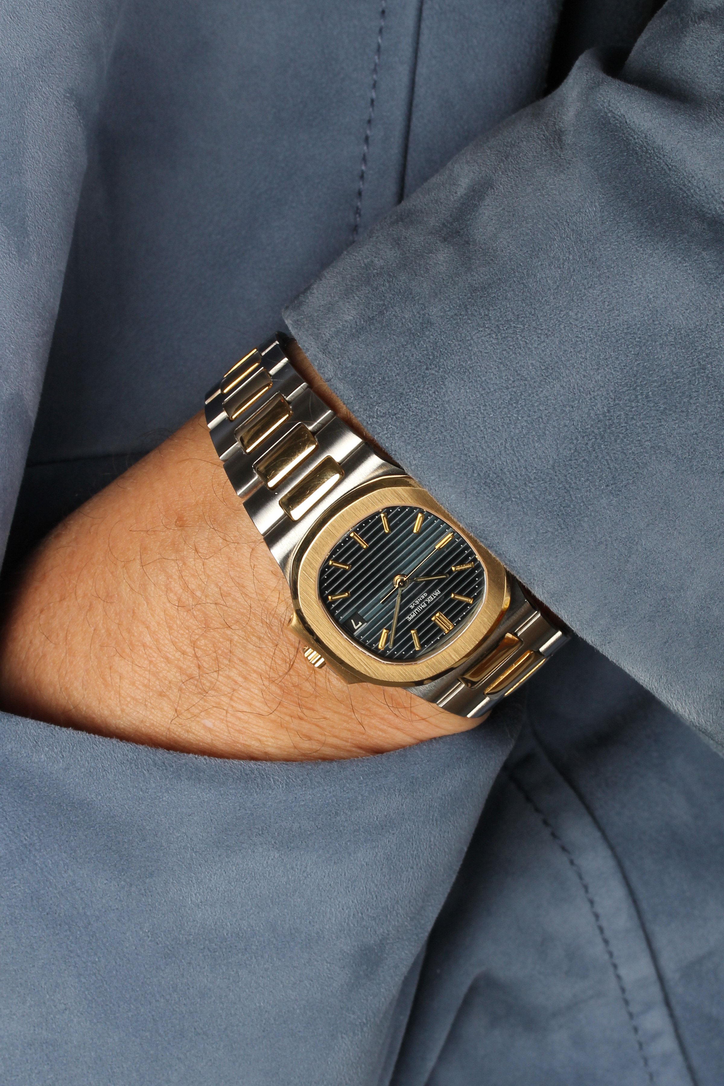Patek Philippe Nautilus 3800 AJ – image 12