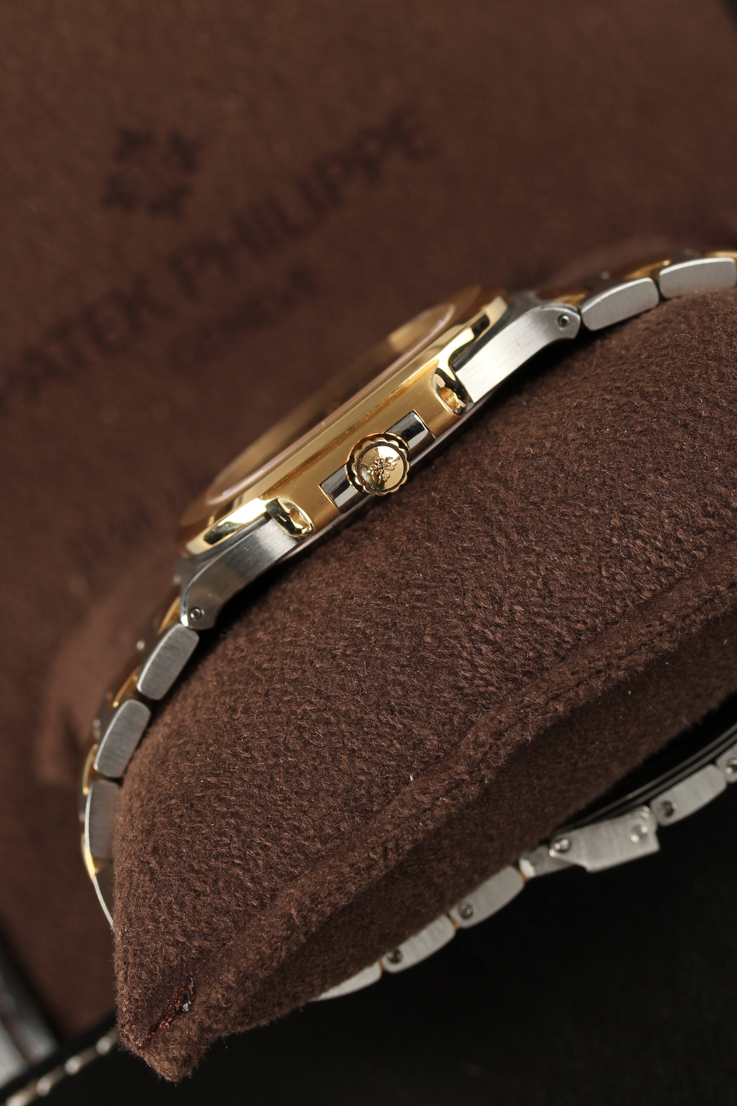 Patek Philippe Nautilus 3800 AJ – image 8