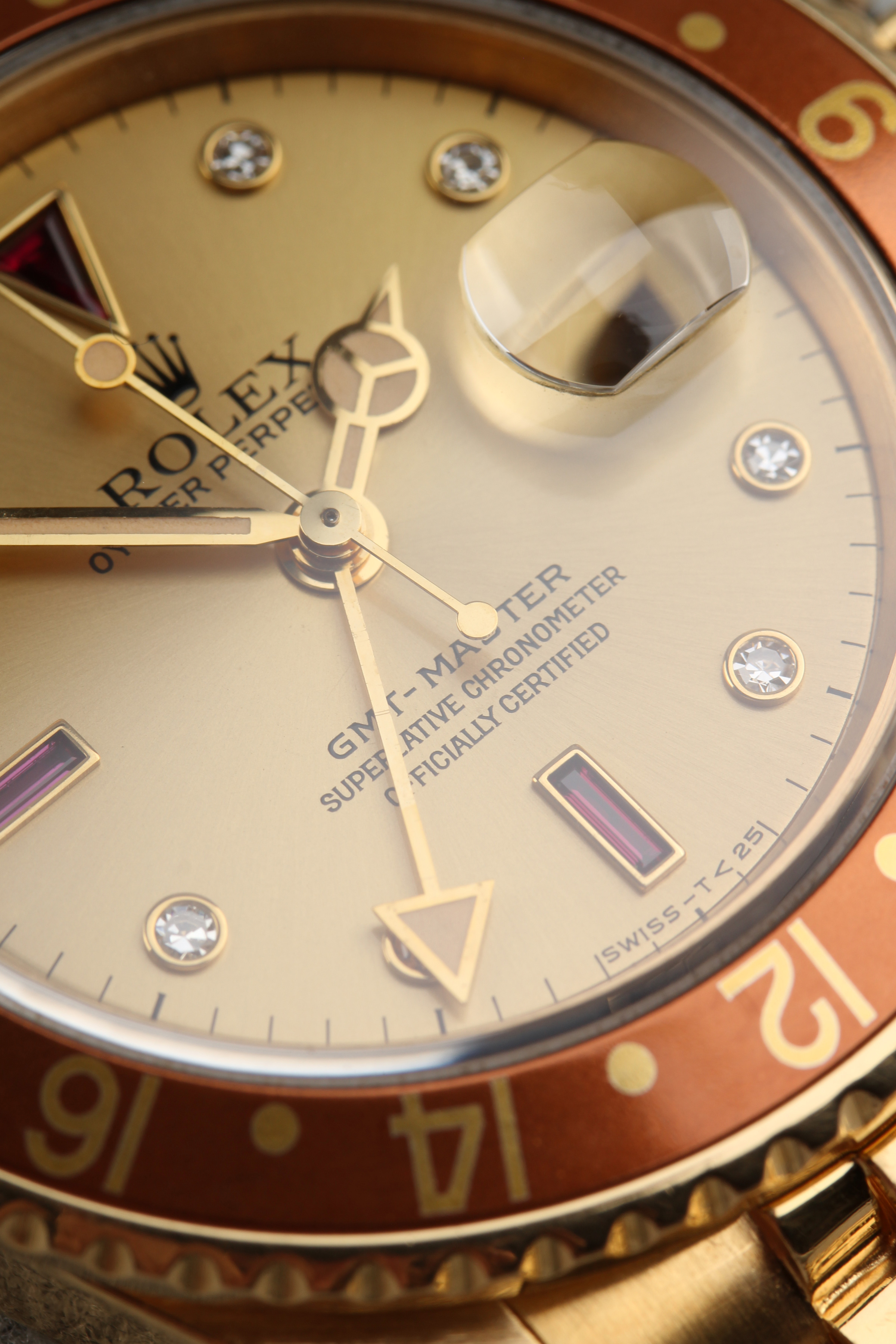 Rolex GMT 16758 Serti Dial – image 9