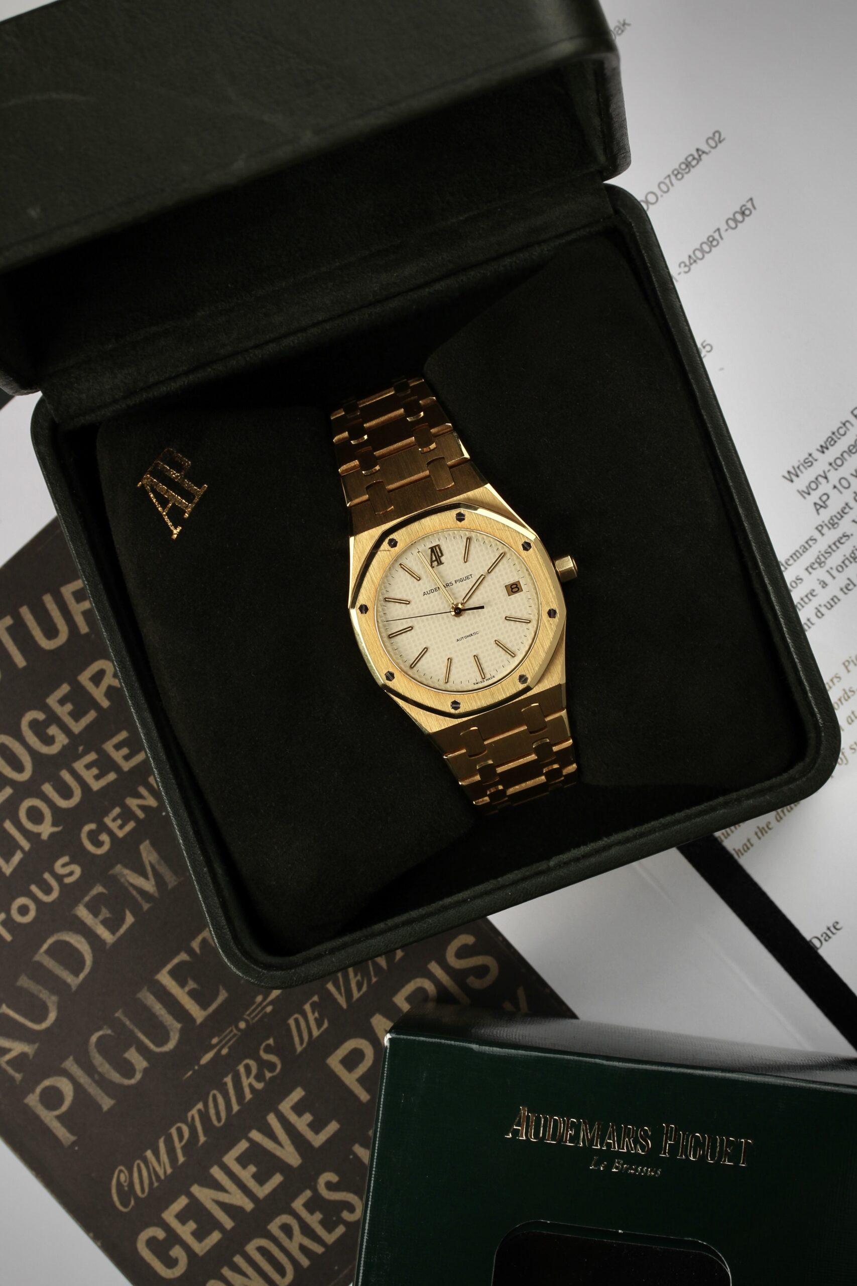 Audemars Piguet Royal Oak 14700BA – image 13